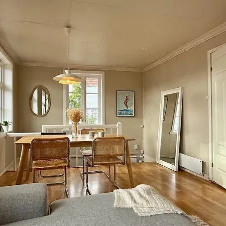 Y - Great View And Secret Garden Apartament *